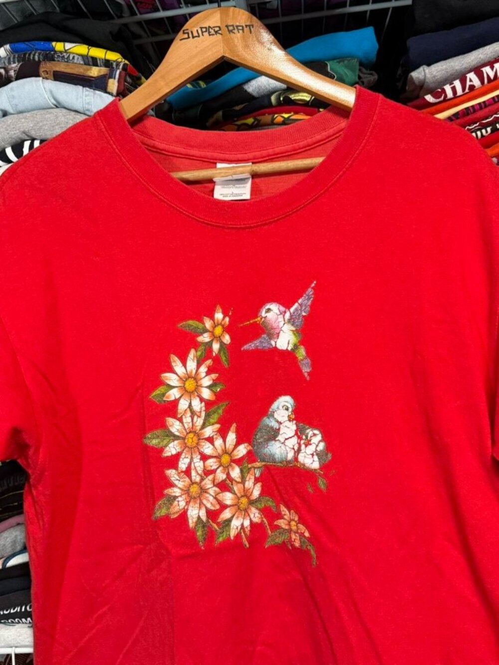 00s era floral humming bird graphic t shirt red